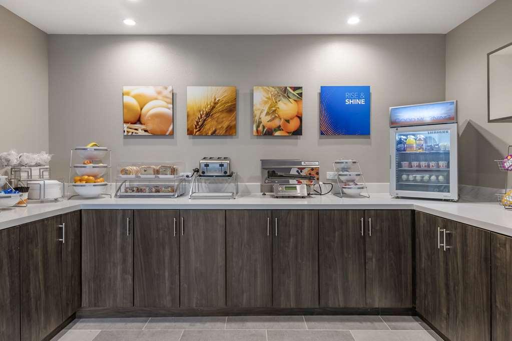 Comfort Inn & Suites Jacksonville - Orange Park Near Naval Air Station Ресторант снимка